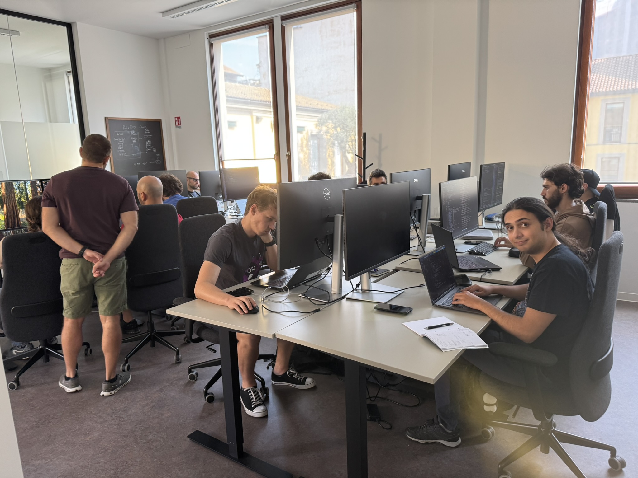 Group photo of attendees developing in the Mollie office