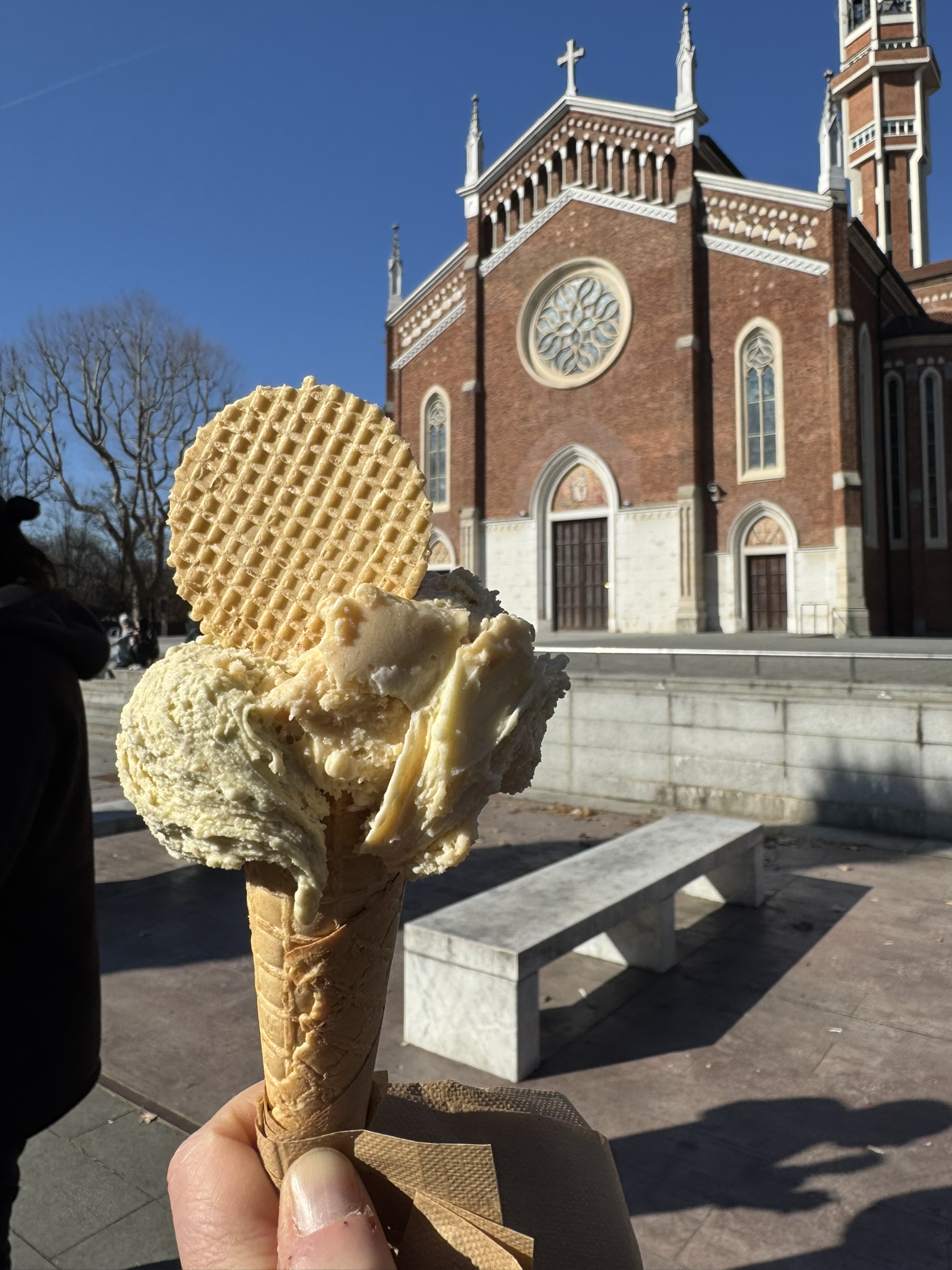 Gelato after the pizza, yummy